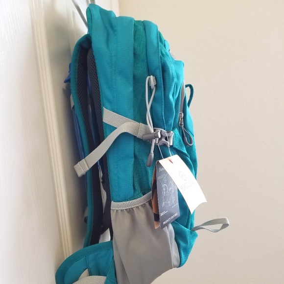 Magellan Outdoors | Bags | New Magellan 